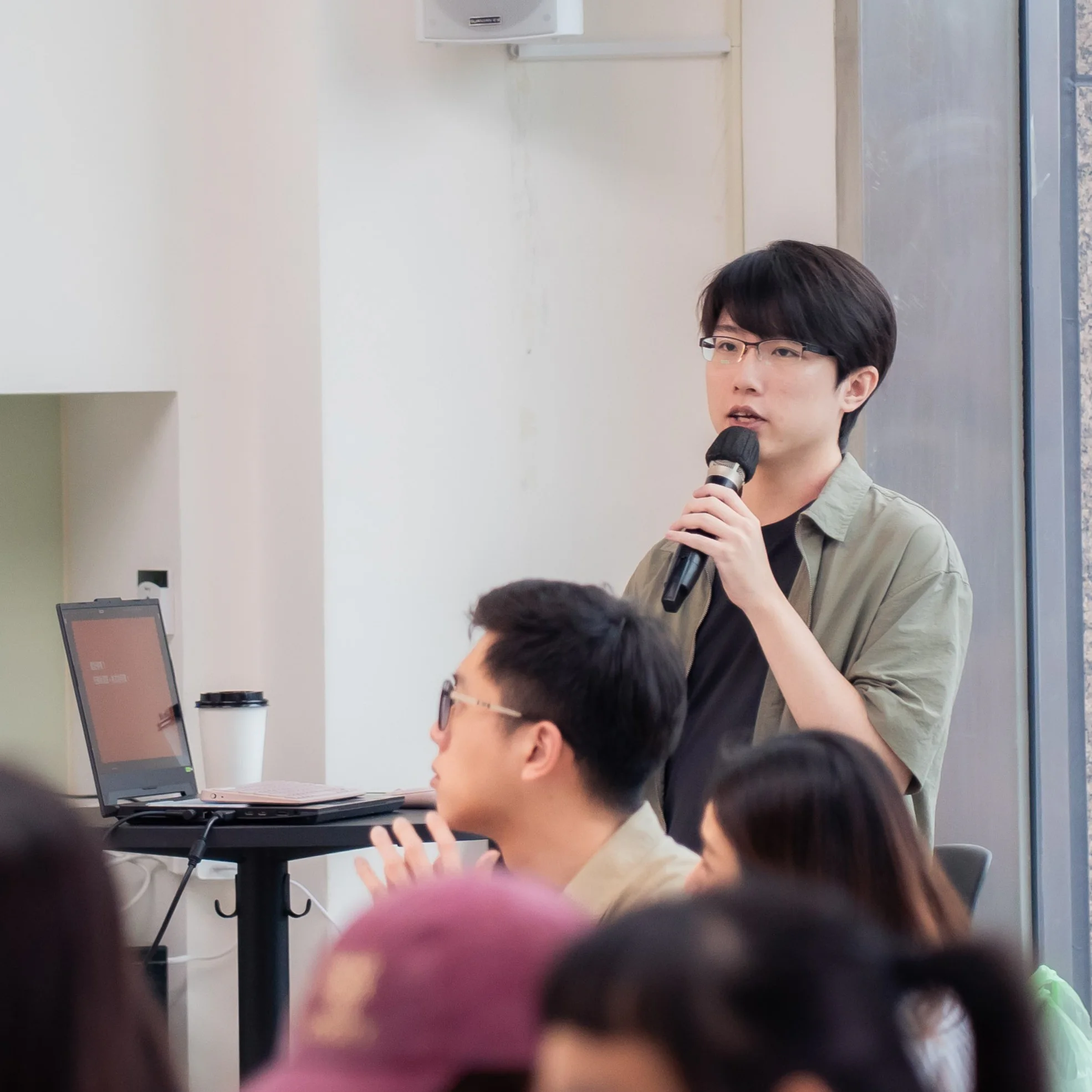 Cab 在工作坊現場與學員一起拆解問題